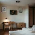 A Restaurace Vtelenka * Jizerni Vtelno
