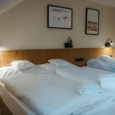 Gæstehus A Restaurace Vtelenka *